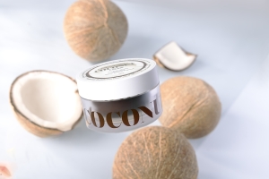 Coconut oil moisturizer